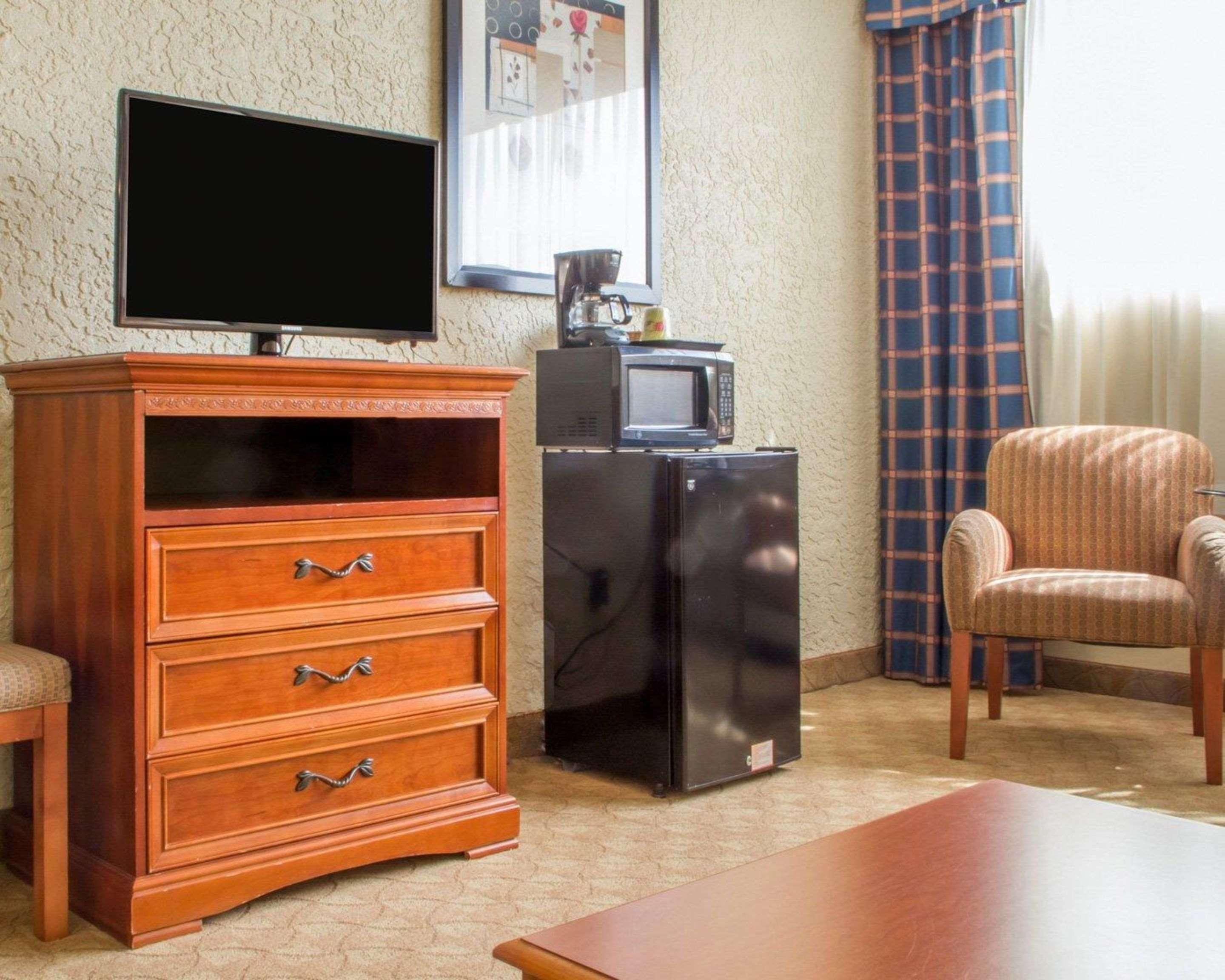 Econo Lodge Broken Arrow-Tulsa Esterno foto